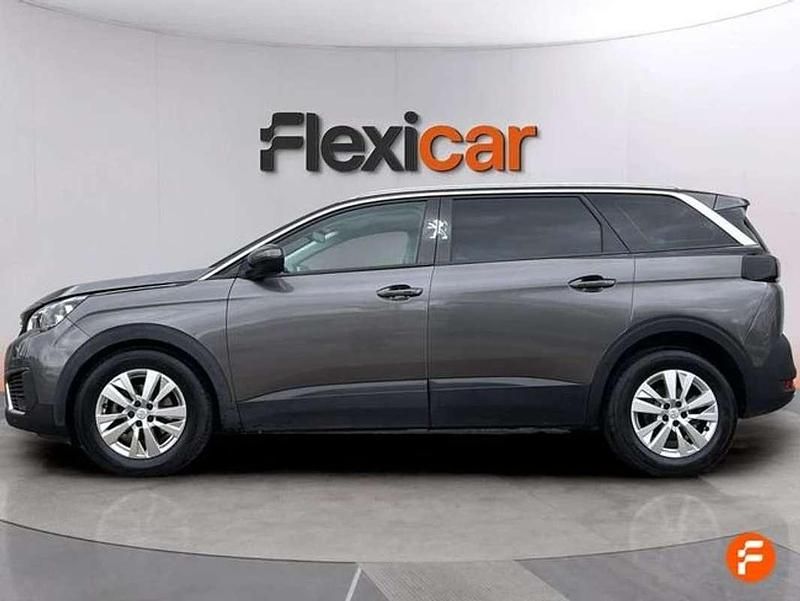 Usado Peugeot 5008 Active 131 CV (96 kW) 2018 Gris SUV