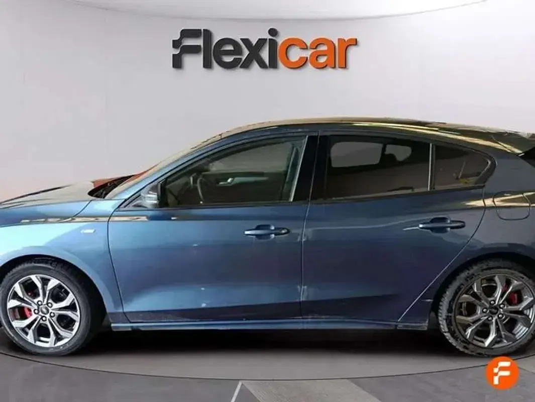 Usado Ford Focus ST-Line 125 CV (91 kW) 2022 Azul Berlina