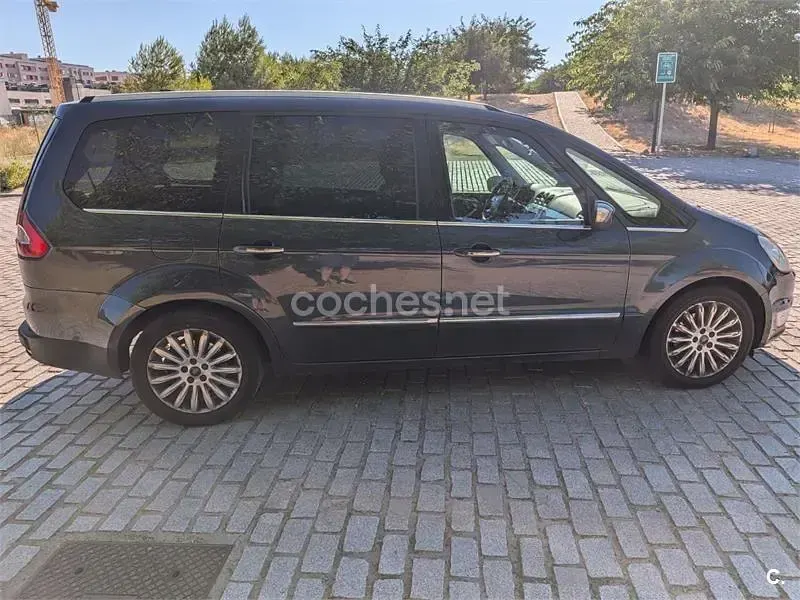 Usado Ford Galaxy Titanium 163 CV (119 kW) 2011 Azul Monovolumen