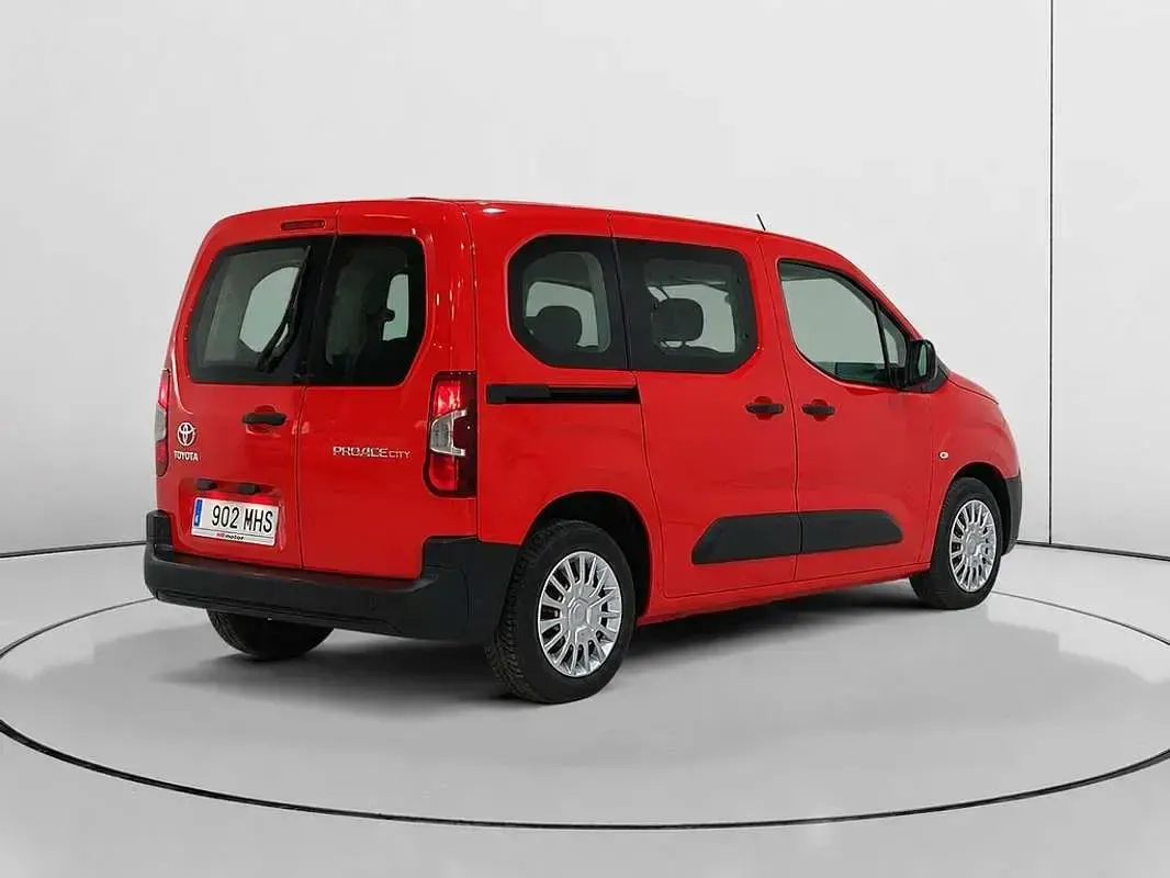 Usado Toyota Proace Verso City 131 CV (96 kW) 2023 Blanco Familiar