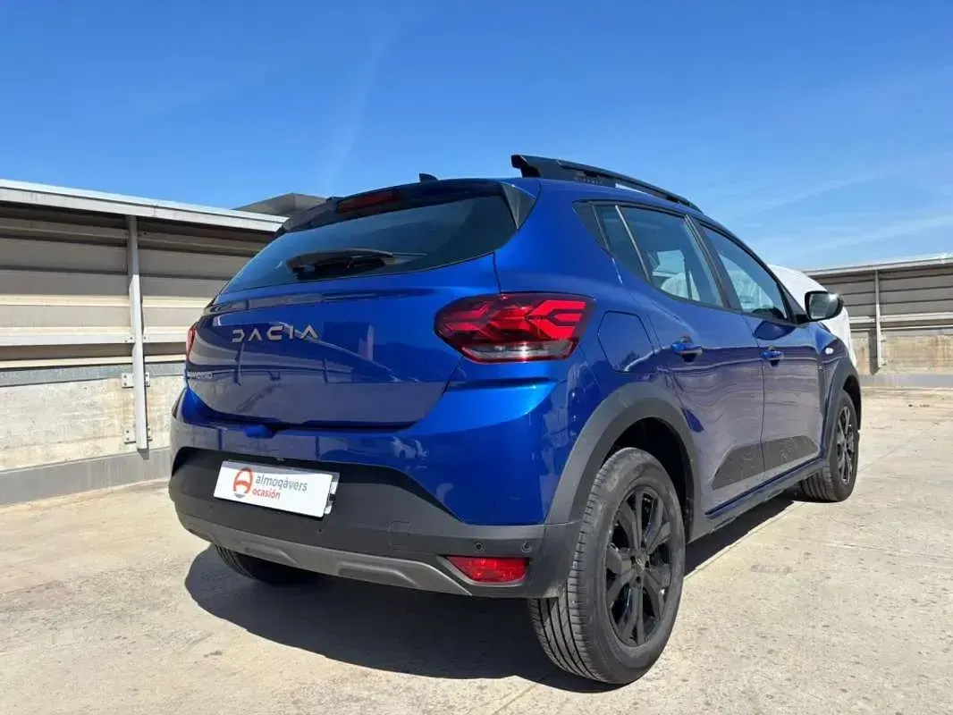 Usado Dacia Sandero Extreme 101 CV (74 kW) 2025 Azul SUV