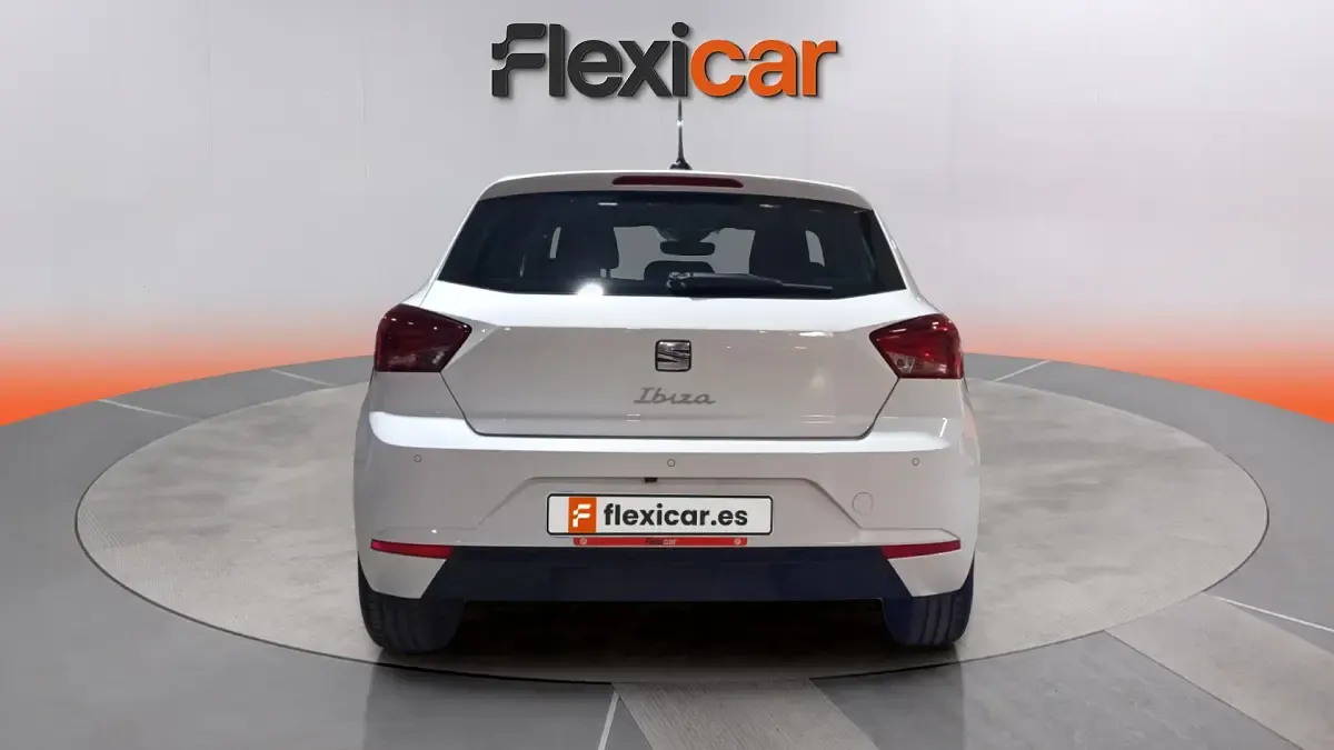 Usado Seat Ibiza 116 CV (85 kW) 2024 Blanco Utilitario