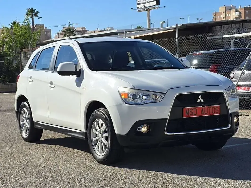 Usado Mitsubishi ASX Motion 116 CV (85 kW) 2014 Blanco SUV