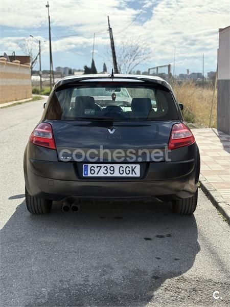 Negro Usado 2008 Renault Mégane III Extreme Berlina | 4250 € (Precio justo) - Imagen 1/4