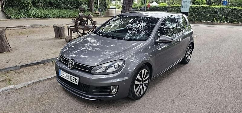 Usado VW Golf VI GTD 170 CV (125 kW) 2010 Gris Utilitario