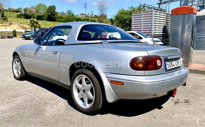 Gris / plata Usado 1995 Mazda MX5 Descapotable | 13.000 € - Imagen 1/4