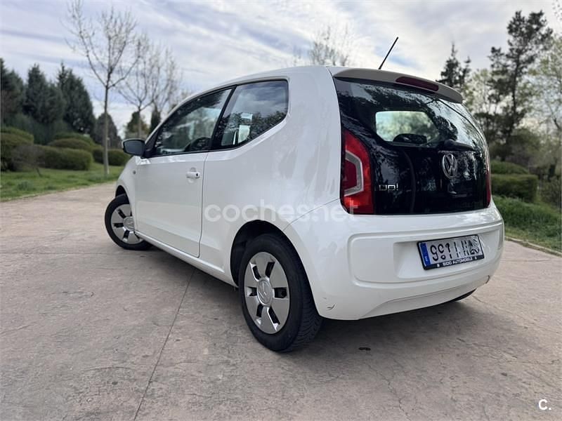 Usado VW up! high up! 75 CV (55 kW) 2013 Blanco Utilitario