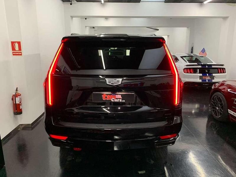 Usado Cadillac Escalade 427 CV (314 kW) 2022 Negro SUV