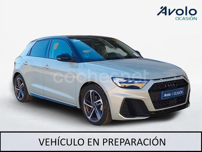 Gris / plata Usado 2025 Audi A1 Sportback Black Edition Utilitario | 24.900 € (Precio justo) - Imagen 1/4