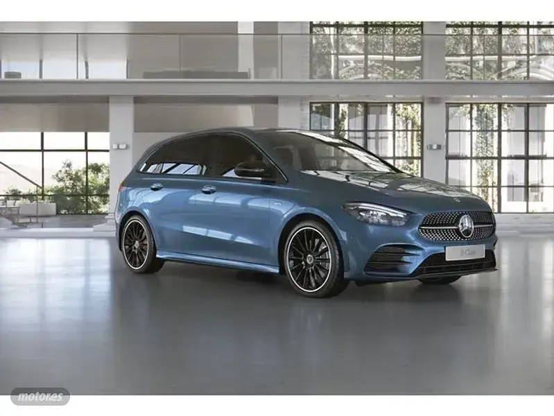 Usado Mercedes B250 217 CV (159 kW) 2021 Azul Utilitario