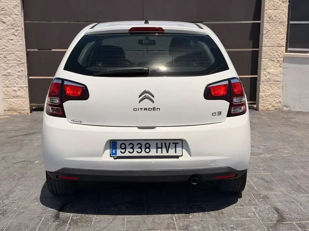 Usado Citroën C3 82 CV (60 kW) 2014 Blanco Utilitario