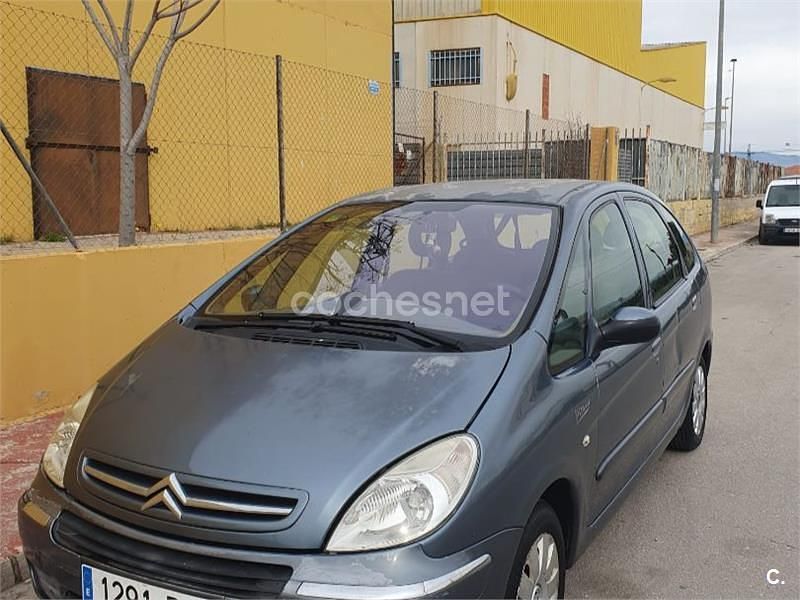 Gris / plata Usado 2006 Citroën Xsara Picasso Exclusive Monovolumen | 1500 € (Super precio) - Imagen 1/4