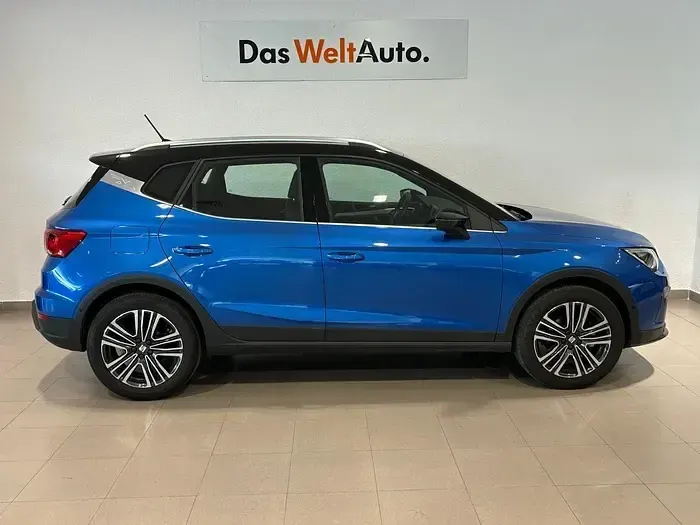 Usado Seat Arona FR 115 CV (84 kW) 2025 Azul SUV
