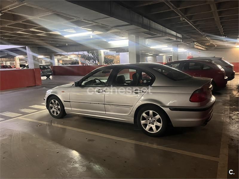 Usado BMW 325 Sport Line 192 CV (141 kW) 2002 Gris / plata Berlina