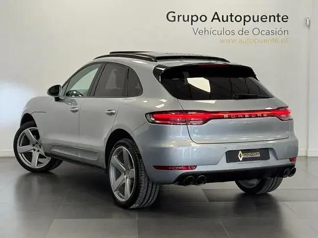 Begagnad Porsche Macan 245 HK (180 kW) 2021 Grå SUV