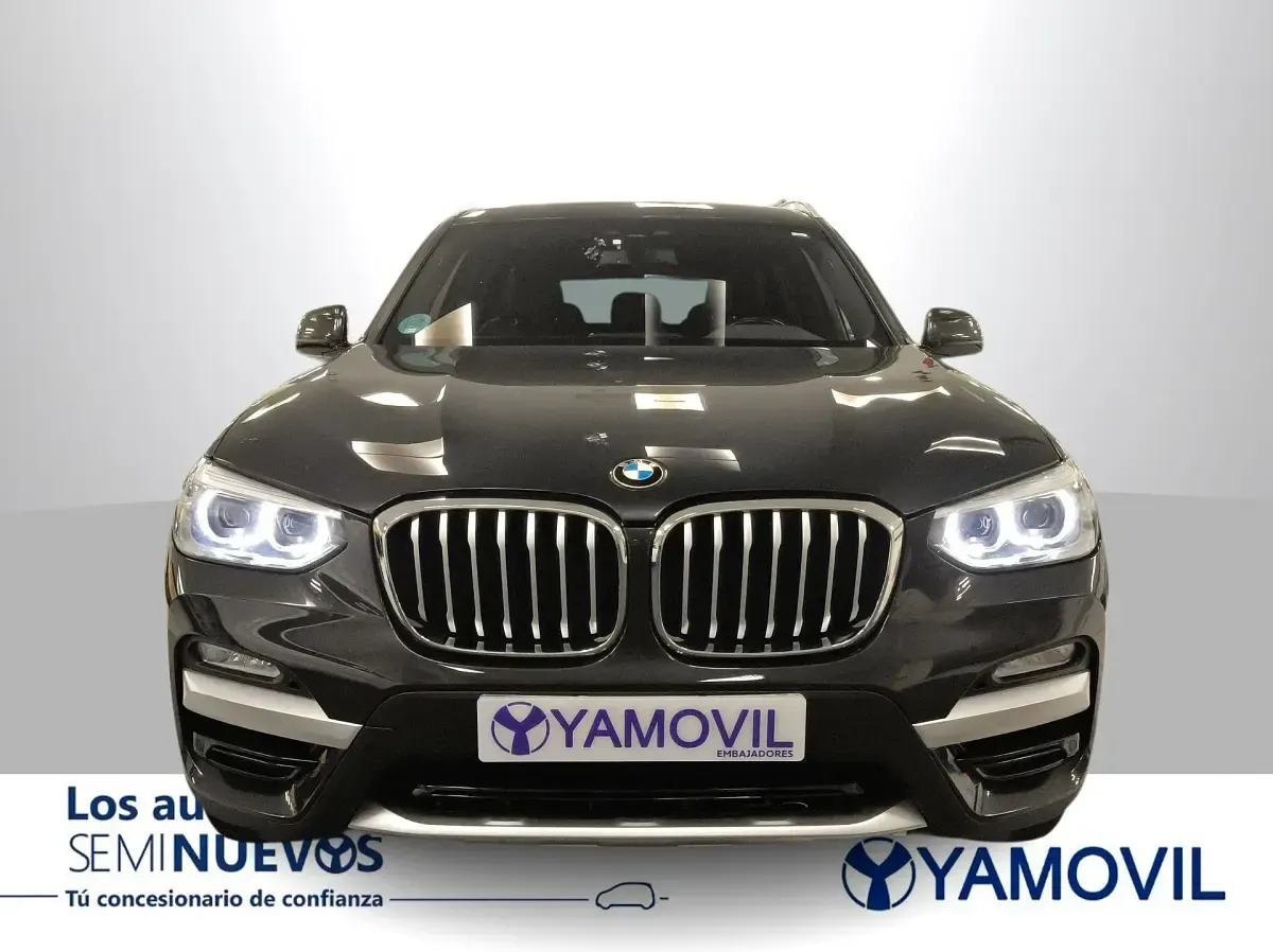 Usado BMW X3 Comfort Edition 184 CV (135 kW) 2020 Gris / plata SUV