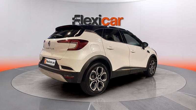 Usado Renault Captur Zen 140 CV (102 kW) 2022 Blanco SUV