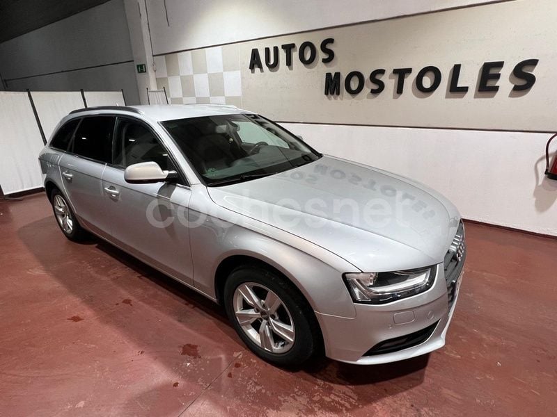 Usado Audi A4 177 CV (130 kW) 2012 Gris Familiar