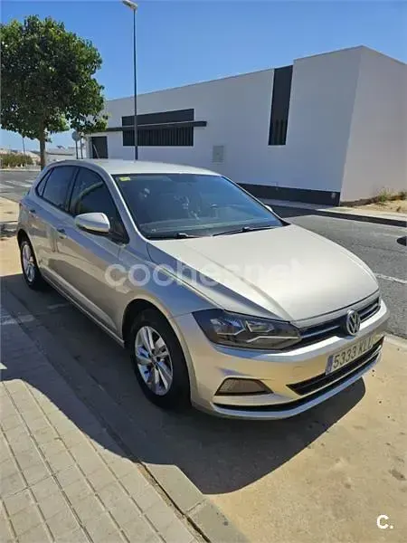 Usado VW Polo Advance 95 CV (69 kW) 2018 Beige Utilitario