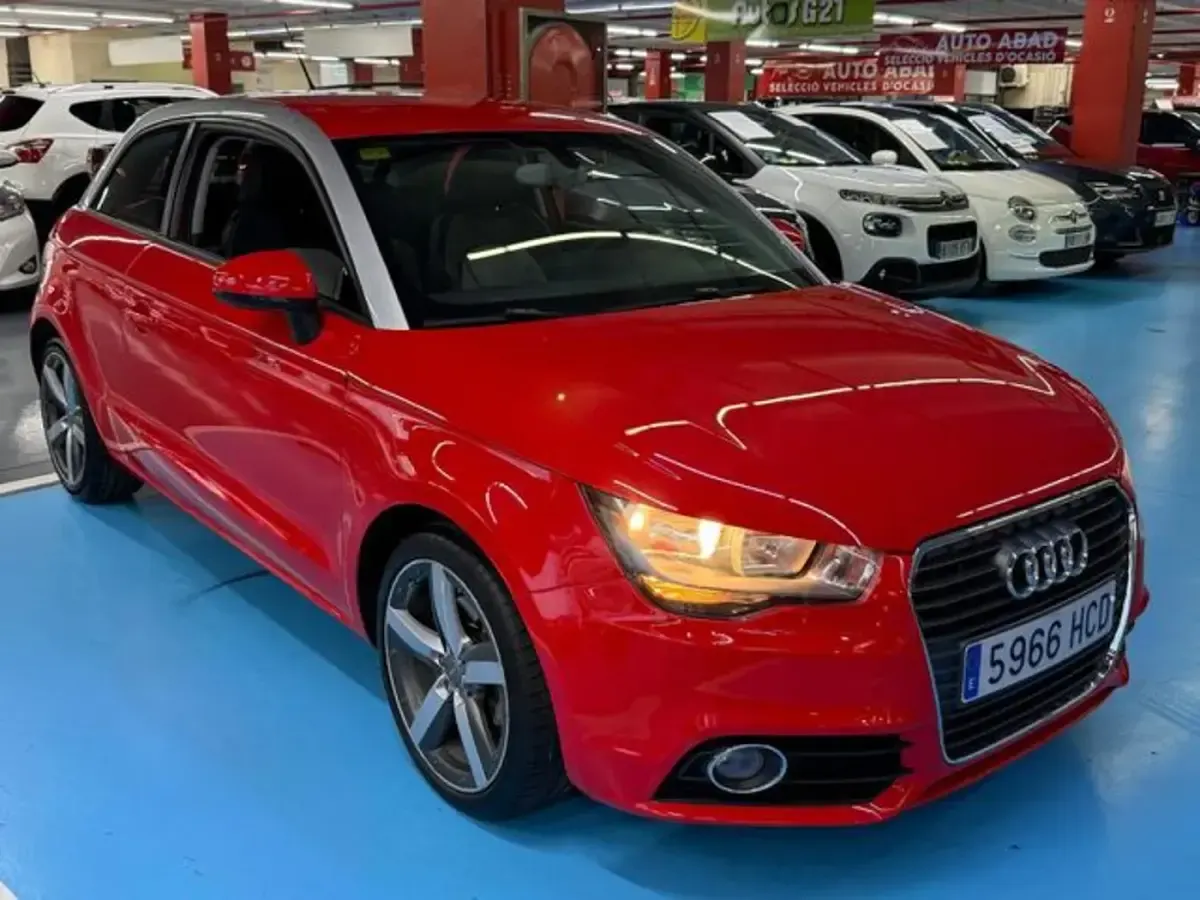 Usado Audi A1 Attraction 122 CV (89 kW) 2011 Utilitario