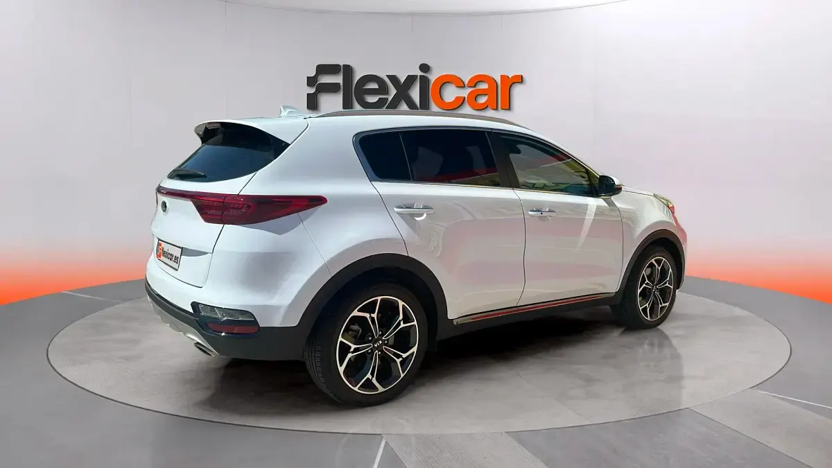 Usado Kia Sportage GT-Line 177 CV (130 kW) 2019 Blanco SUV