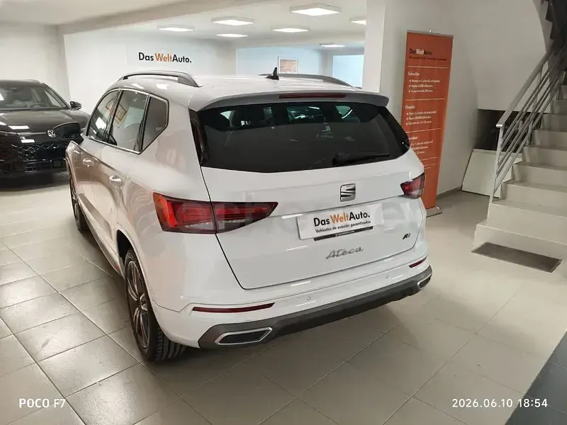Usado Seat Ateca FR 150 CV (110 kW) 2023 Blanco SUV