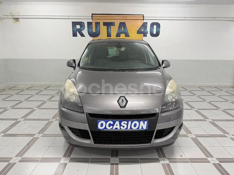 Usado Renault Scénic III Dynamique 130 CV (95 kW) 2011 Beige Monovolumen
