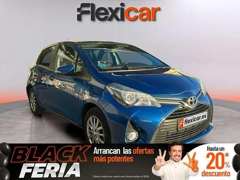 Azul Usado 2016 Toyota Yaris Active Utilitario | 7990 € (Buen precio) - Imagen 1/4