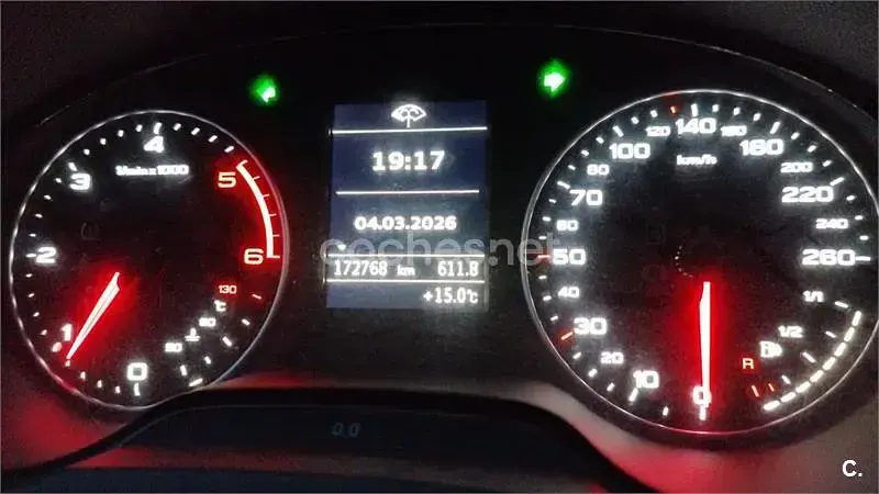 Usado Audi A3 Attraction 105 CV (77 kW) 2014 Blanco Berlina