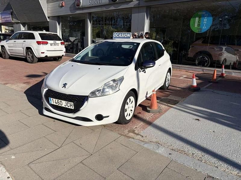 Blanco Usado 2020 Peugeot 208 Business-Line Utilitario | 6888 € (Super precio) - Imagen 1/4