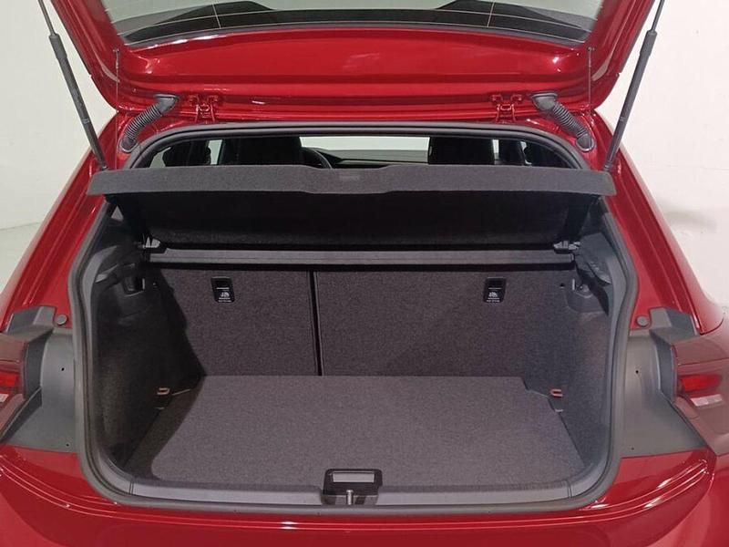 Usado VW Polo R-line 110 CV (80 kW) 2023 Rojo
