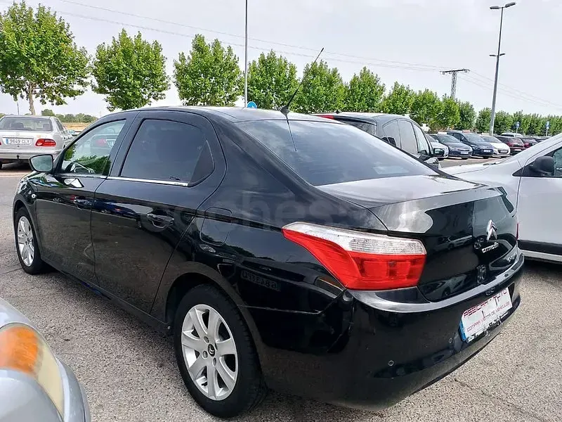 Usado Citroën C-Elysee I Feel 100 CV (73 kW) 2017 Negro Berlina