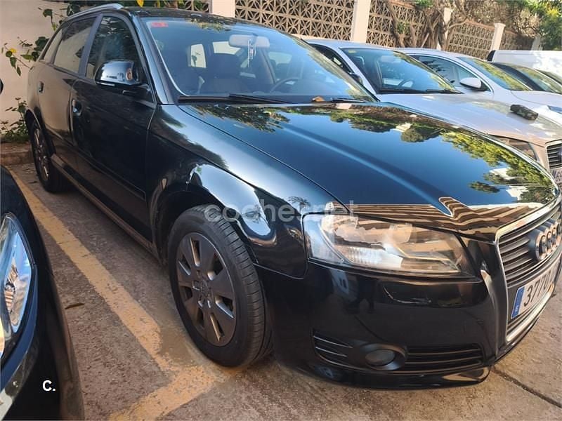 Usado Audi A3 Ambiente 105 HP (77 kW) 2009 Preto Citadino