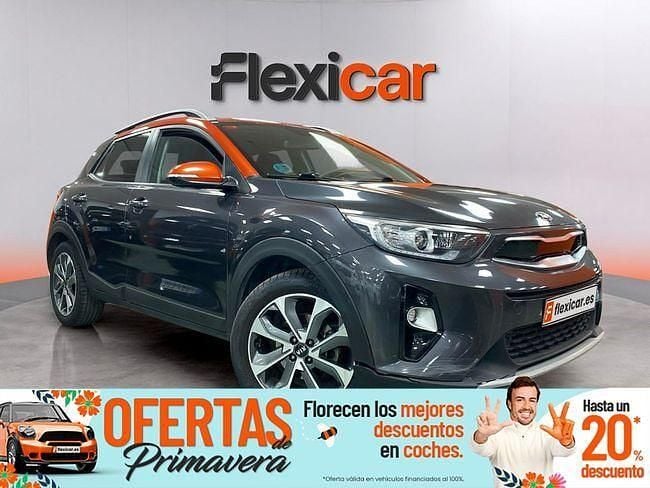 Usado Kia Stonic 100 CV (73 kW) 2019 Gris SUV