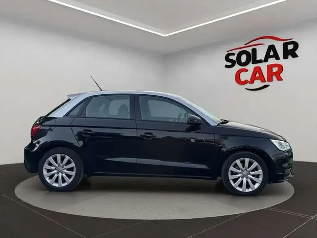 Usado Audi A1 Sportback Attraction 116 CV (85 kW) 2016 Negro Utilitario