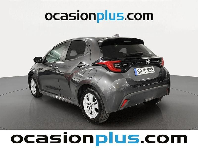Usado Toyota Yaris Edition 125 CV (91 kW) 2022 Gris Utilitario
