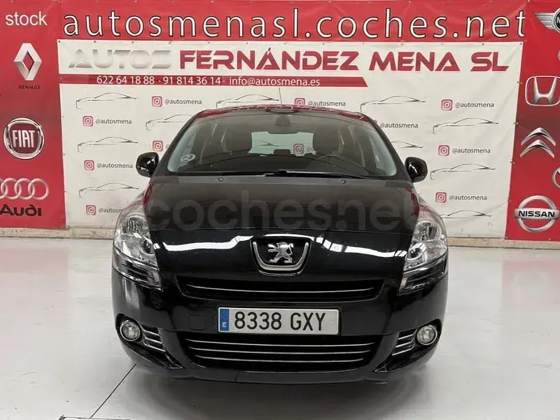 Usado Peugeot 5008 Premium 150 CV (110 kW) 2010 Negro Monovolumen