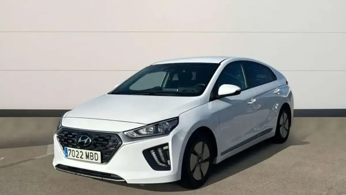 Usado Hyundai Ioniq 141 CV (103 kW) 2022 Blanco Utilitario