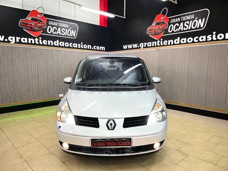 Usado Renault Espace Dynamique 150 CV (110 kW) 2006 Gris / plata Monovolumen