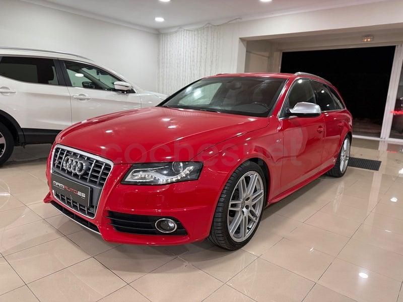 Usado Audi S4 Advanced 333 CV (244 kW) 2010 Rojo Familiar