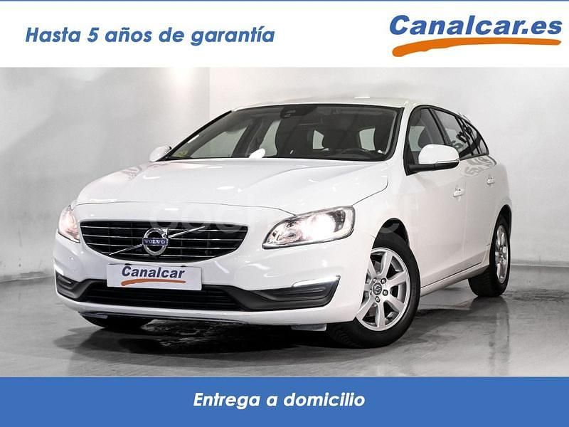 Blanco Usado 2014 Volvo V60 Kinetic Familiar | 10.525 € (Precio justo) - Imagen 1/4
