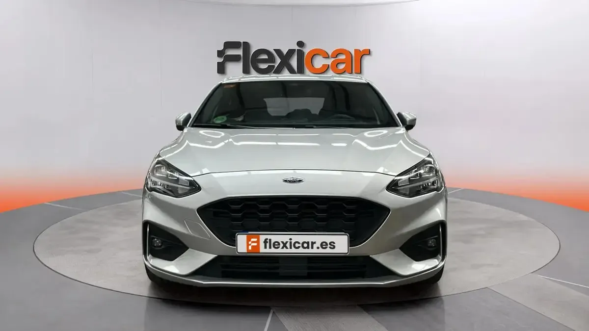 Usado Ford Focus ST-Line 125 CV (91 kW) 2018 Gris Berlina