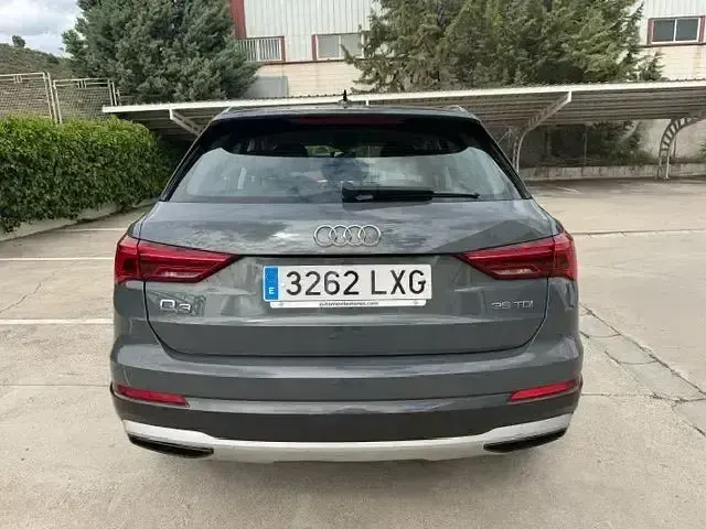 Usado Audi Q3 Advanced 150 CV (110 kW) 2022 Gris SUV