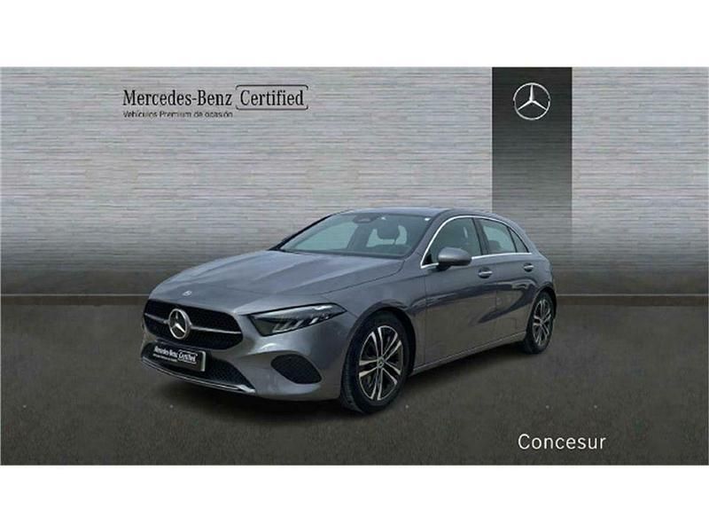 Gris / plata Nuevo 2025 Mercedes A250 Berlina | 41.899 € (Caro) - Imagen 1/4