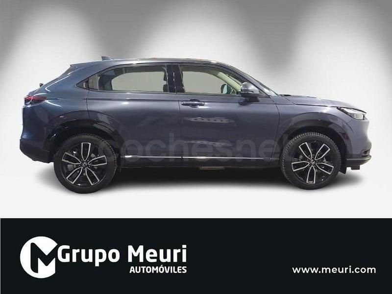 Usado Honda HR-V Advance 131 CV (96 kW) 2022 Gris / plata SUV