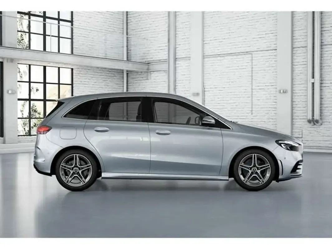 Usado Mercedes B250e 218 CV (160 kW) 2025 Plateado Monovolumen