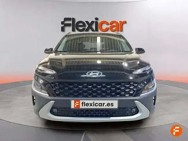 Usado Hyundai Kona 141 HP (103 kW) 2022 Preto SUV