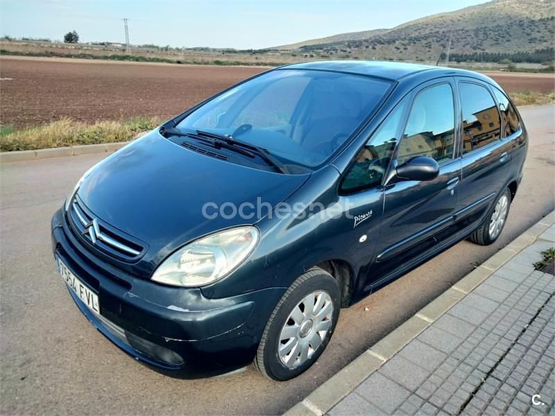 Usado Citroën Xsara Picasso Exclusive 92 CV (67 kW) 2007 Azul Monovolumen