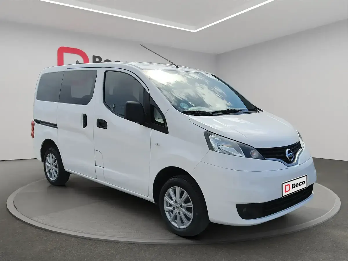 Usado Nissan NV200 90 CV (66 kW) 2017 Blanco Monovolumen