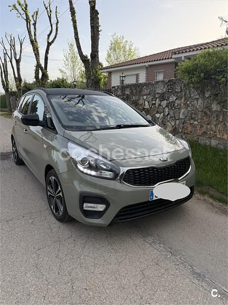Usado Kia Carens 135 CV (99 kW) 2018 Verde Monovolumen